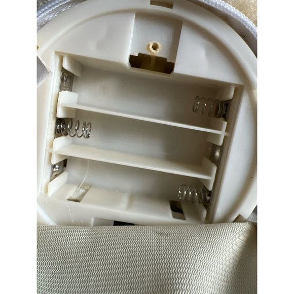 Y2K Plush Singing Cat “What’a New Pussycat” W/Out Shirt PBS International Works - Picture 11 of 11